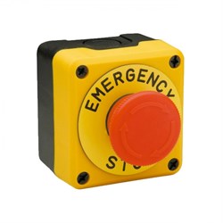 Пост EMAS черно-желтый с табличкой, аварийной кнопкой "Грибок" с фиксацией (1НО+1НЗ) P1EC304E40K - фото 326897