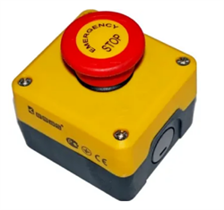 Пост EMAS  черно-желтый c аварийной кнопкой "Грибок" с маркировкой, с фиксацией (1НЗ) P1EC400E40E - фото 326907