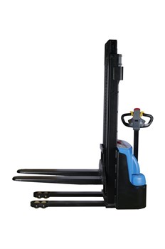 Штабелер самоходный 1,5 т 3,0 м TOR WS15H-3000SC 24/85 В/Ач контроль скорости подъема  1043122 - фото 817840