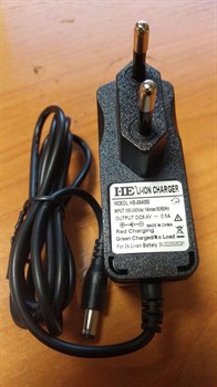 Зарядное устройство HB-084050 для тележек CW 8,4V/0,5A (Charger) горизонтальное 1044416 - фото 818390
