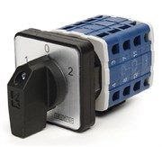 Четырехфазный реверсивный переключатель полюсов EMAS (1-0-2) 10А PSA010KD434S