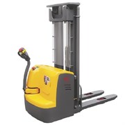 Штабелер самоходный 1,5 т 4,5 м XILIN CDDR15-III Li-ion 24/125 В/Ач (сопровождаемый)