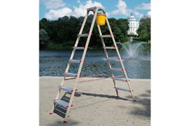 Лестница-стремянка двусторонняя Эйфель Парнас 130 - 206+1